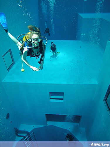 Pool 26 - Deepest Pool in the World 