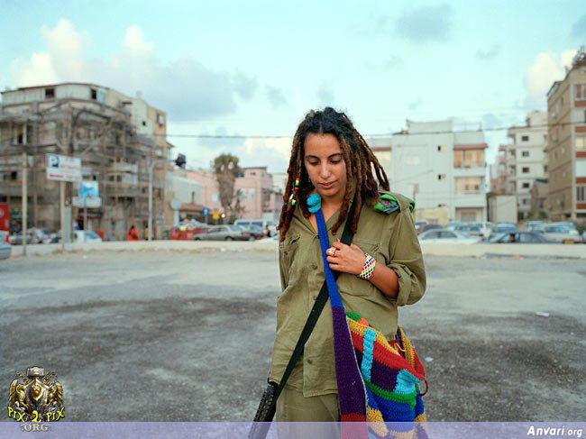 Israel 009 - Female Soldiers 