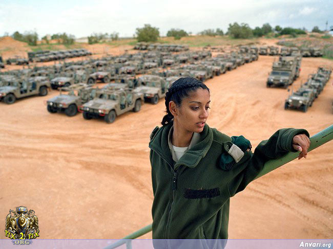 Israel 018 - Female Soldiers 