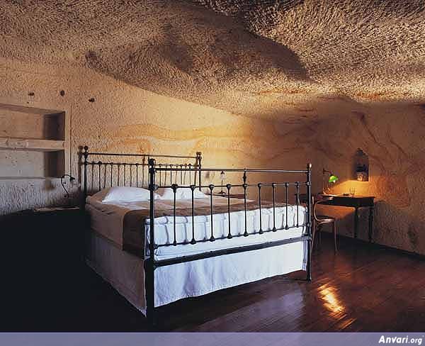 yu16 - Hotel Ghar in Iran Cave 