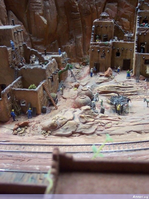 26 Miniature Wonderland - Model City with All Attractions 
