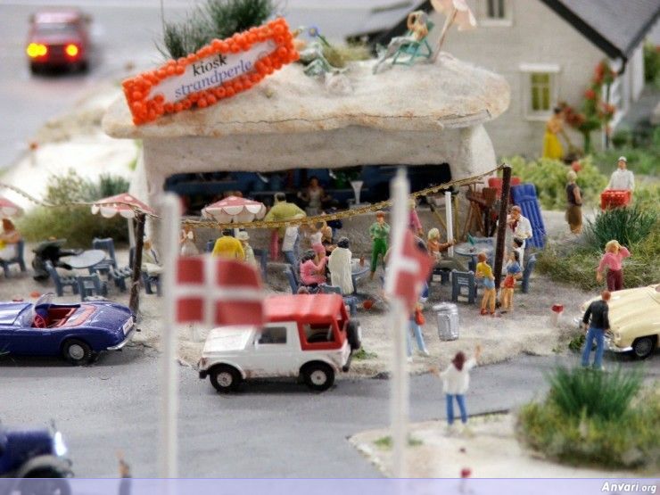 50 Miniature Wonderland - Model City with All Attractions 