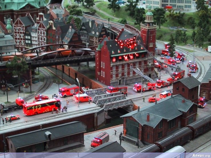 71 Miniature Wonderland - Model City with All Attractions 