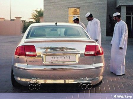 Silver Audi A8 6 - Sheikh Zayed Bin Sultan House 