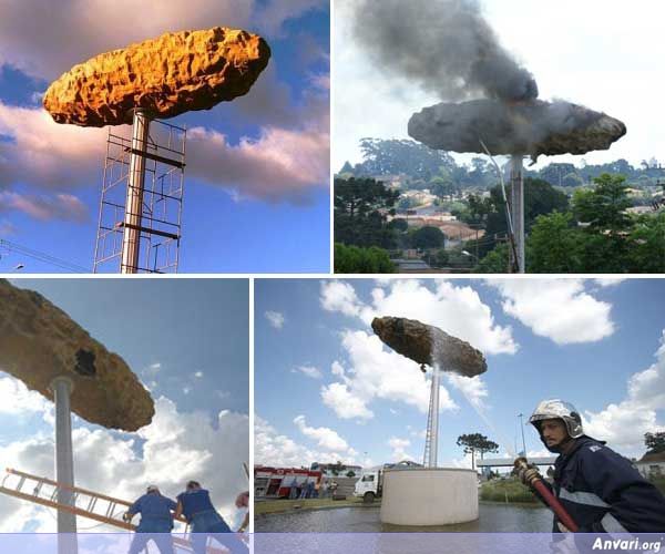 The Giant Turd - Strange Statues around the World 