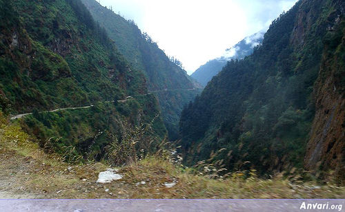 Road From Tibet To Nepal Sheer Drops 2 - Road From Tibet To Nepal Sheer Drops 2 