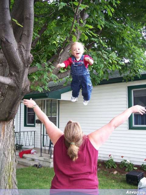 Throwing Kids 001 - Throwing Kids in the Air 