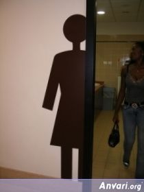23 afemaledesenzanokg7 - Toilet Signs Around the World 