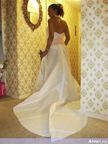 Aidae Acuna 2 - Wedding Dresses Made of Toilet Paper 