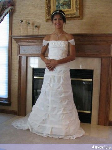 Annette1 - Wedding Dresses Made of Toilet Paper 