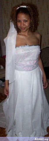 Chevon1 - Wedding Dresses Made of Toilet Paper 
