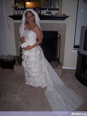 Chrissie3 - Wedding Dresses Made of Toilet Paper 