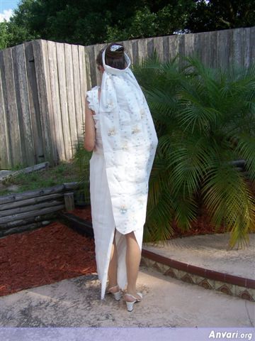 JanisJohnson2a - Wedding Dresses Made of Toilet Paper 