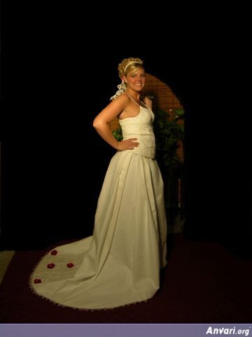 KatrinaChalifoux-2a - Wedding Dresses Made of Toilet Paper 