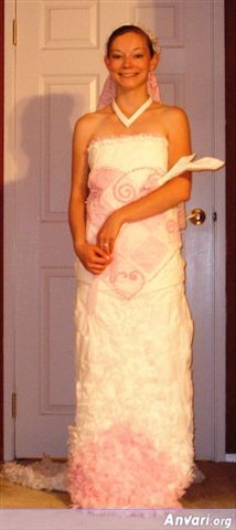 TaraQuigly2a - Wedding Dresses Made of Toilet Paper 
