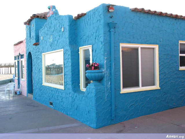 Blue Venetian House - Blue Venetian House 