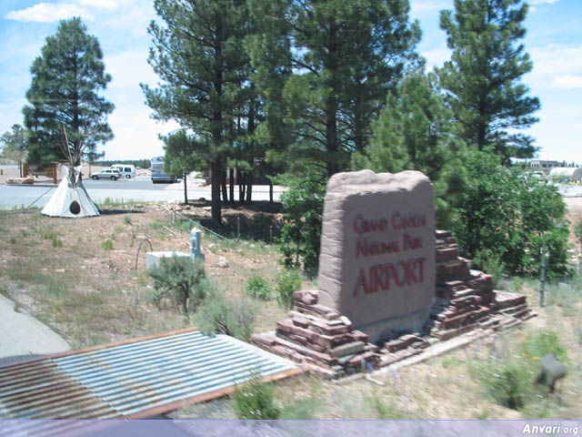 Grand Canyon Airport - Grand Canyon Airport 