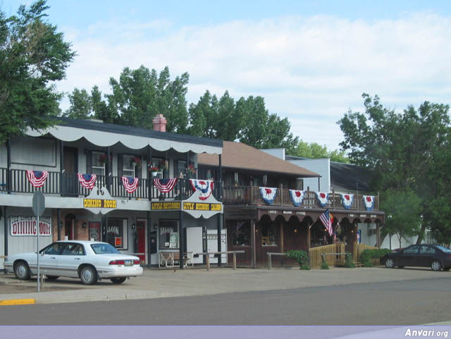 Little Missouri Saloon - Little Missouri Saloon 