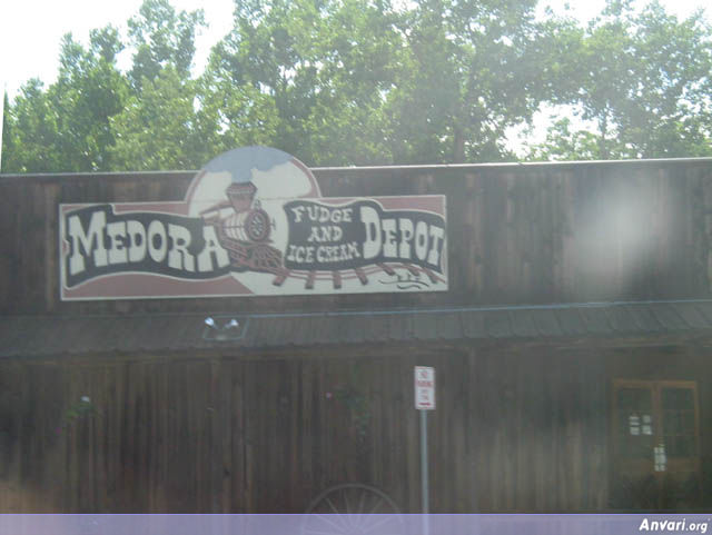Medora Depot Fudge and Ice Cream - Medora Depot Fudge and Ice Cream 